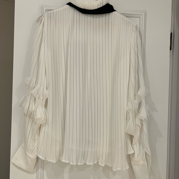 Anne fontaine flowly White blouse size 38 - Picture 4 of 4